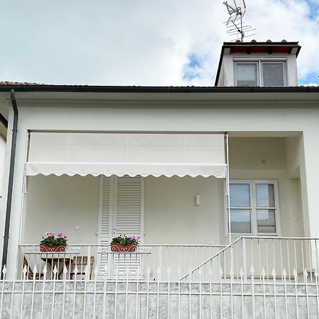 La Casa Di Rosi Al Mare Apartment วาดา ภายนอก รูปภาพ